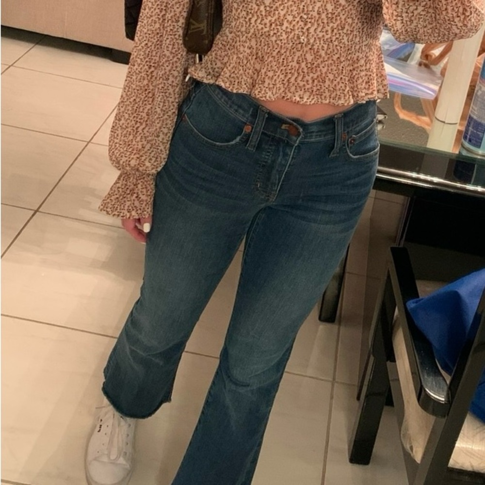 Madewell Demi boot jeans in a size 23 Women's Blue Jeans